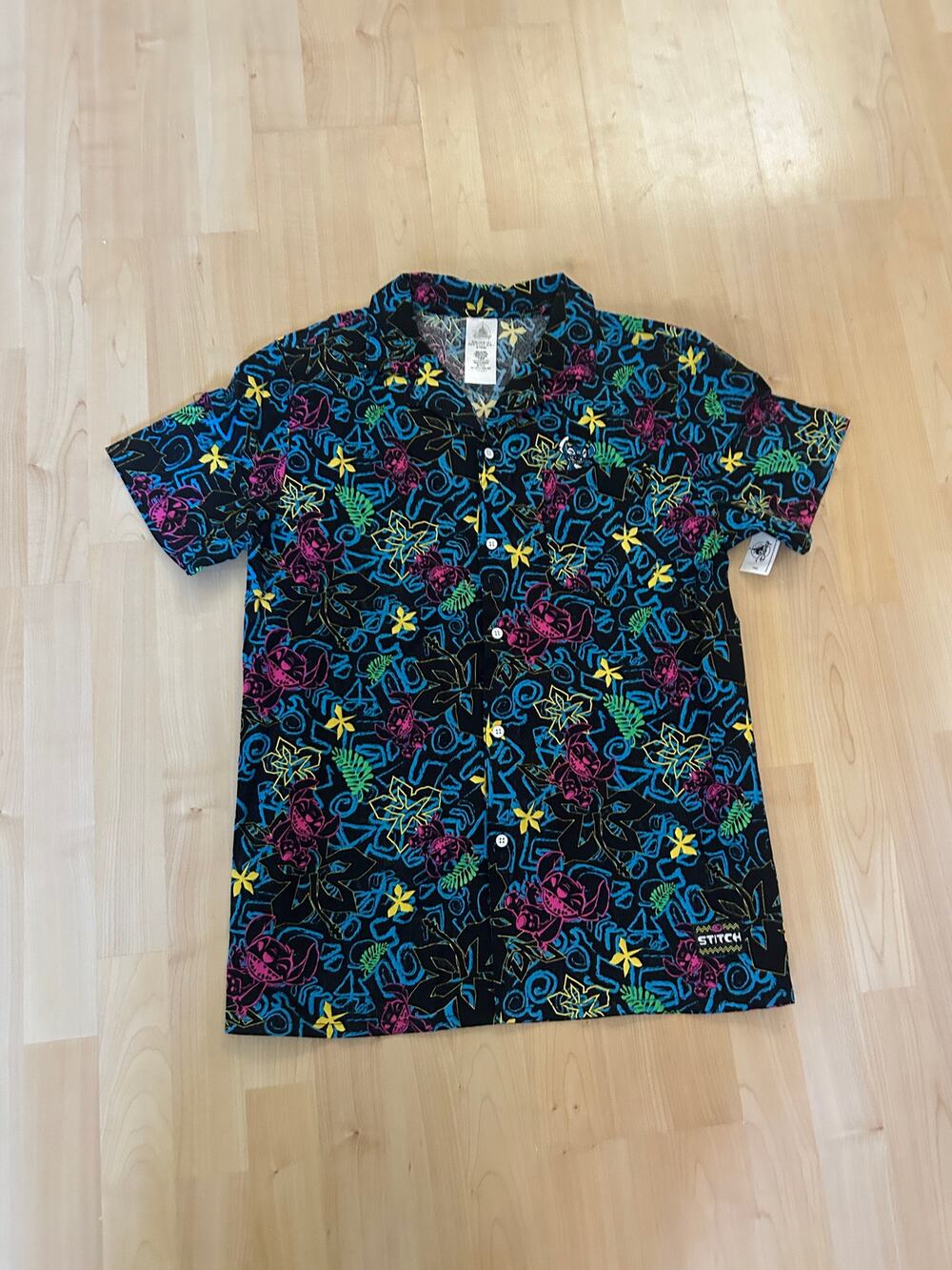 Disney Lilo & Stitch Neon Hawaiian Shirt Mens Size Small Embroidered Pocket